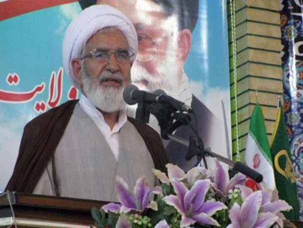 دولت باید در برابر دزدی آشکار آمریکا قاطعانه ایستادگی کند