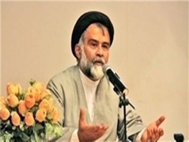 بار اصلی انقلاب اسلامی بر دوش قشر زحمتکش کارگران است/نباید حقوق کارگران پایمال شود