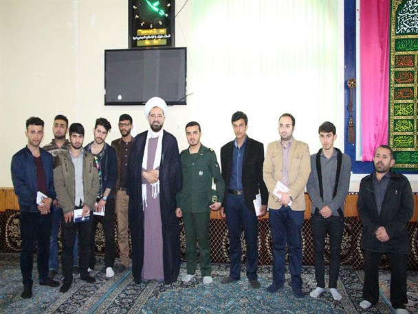 تجلیل از کارگران و فرهنگیان در نماز جمعه بخش اسالم تالش