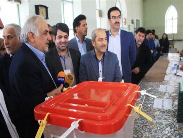 بازدید استاندار مازندران از شعب اخذ رأی قائم‌شهر+تصاویر