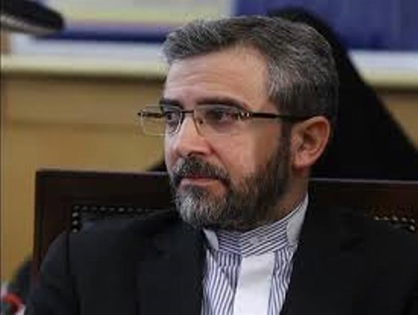 برجام چیزی برای افتخار ندارد/ سر سائیدن در در دامن آمریکا افتخار نیست که بعضی از آقایان به آن می بالند