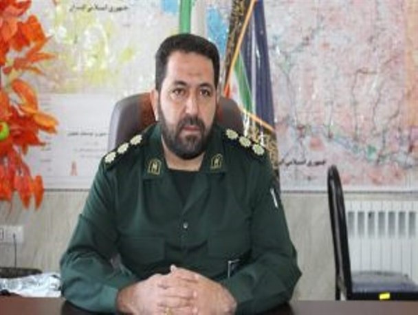 پاسدار، دست همیشه همراه انقلاب است