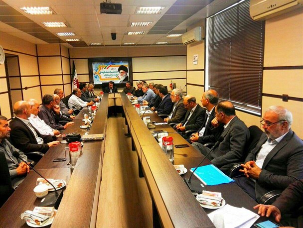 قانون و بی طرفی در مجریان انتخابات ملاک است