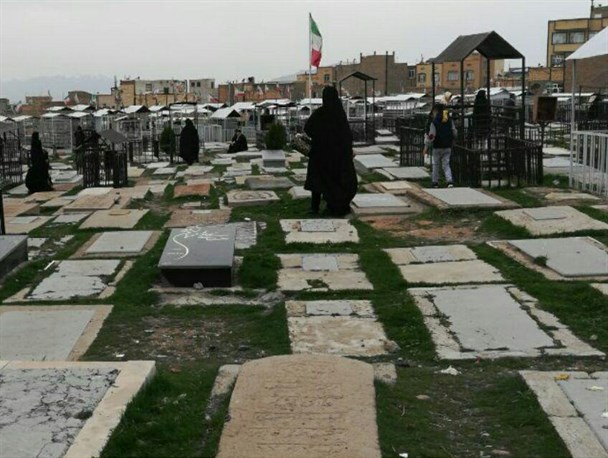 از سال 74 هیچ دفنی در قبرستان ستارخان صورت نگرفته است/ شهرداری منطقه ۱۰ تبریز به وضعیت قبرستان سامان می‌دهد