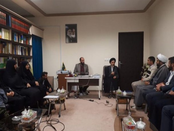 معارف مهدویت باید به شکلی منطقی و عقلایی در جامعه مطرح شود