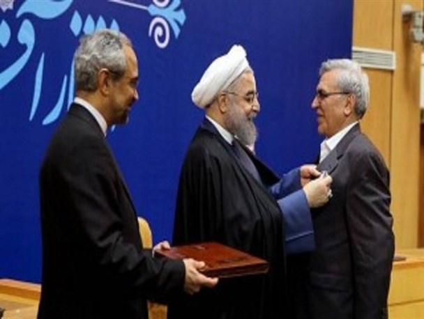 پاسخ خیانت، خروج از ان پی تی است بیش از این امتیاز ندهید
