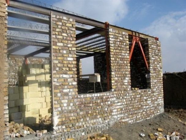 پاسخ مدیر بنیاد مسکن نهبندان به گلایه اهالی یکی از روستاهای مرزی خراسان‌جنوبی در خصوص عدم واگذاری زمین