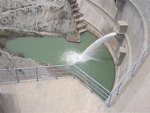 تاسیسات مجتمع آبرسانی تکمران زیر آب می رود/آبرسانی به ۱۴ روستا در شیروان قطع می شود