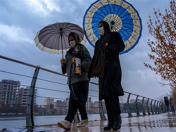 تشدید فعالیت سامانه بارشی در ۱۹ استان/ سواحل شمالی و دریای عمان تا سه‌شنبه مواج است