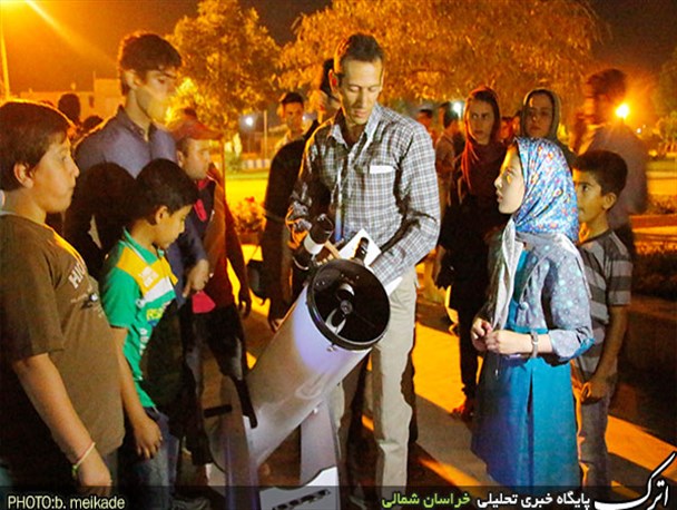رصد ماه و ستارگان در آسمان بجنورد