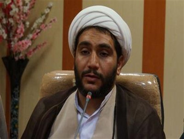 دشمن با منحرف کردن جوانان به دنبال کم رنگ کردن فرهنگ دینی در بین آن ها است