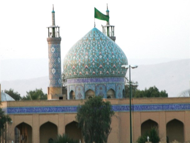 محوطه بیرونی امامزاده سید حسن (ع) توسعه یافت