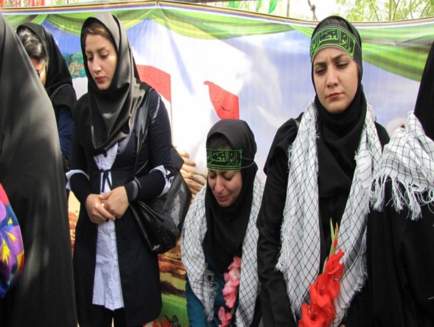 حواشی تدفین شهدای گمنام در دانشگاه علوم پزشکی کردستان/گزارش تصویری