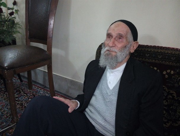 خادم امام خمینی(ره) در بستر بیماری+تصاویر