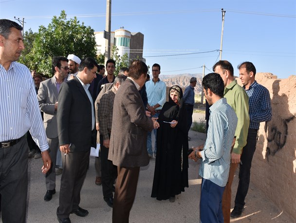 بررسی مشکلات اهالی محروم محله محرم آباد با حضور فرماندار اسفراین