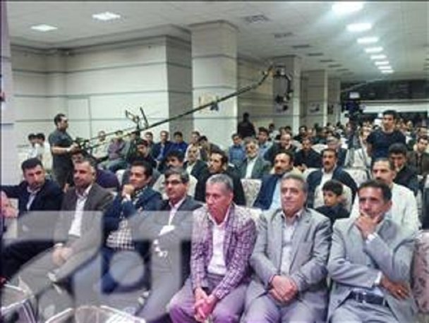 حضور مدیرعامل و امدادگران جمعیت هلال احمر آذربایجان غربی در نشست حزب اعتدال و توسعه!