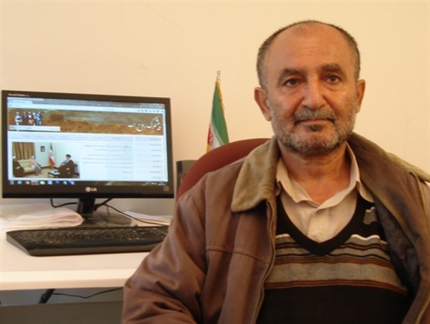 فرمانده شهیدی که نیروی زخمی اش را در آغوش گرفت و به بیمارستان منتقل کرد