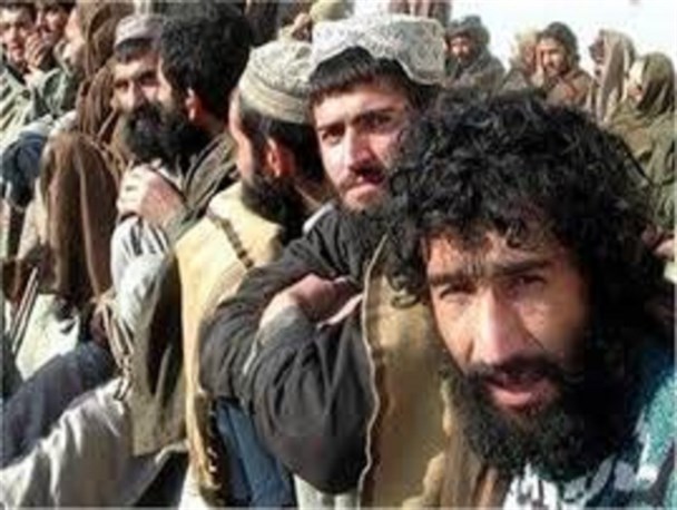 ایران؛ پل پاکستانی ها برای رسیدن به اروپا/181 پاکستانی بازداشت شدند