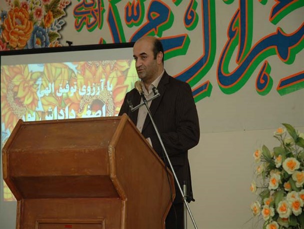 بقای نوغانداری ایران منوط به جلوگیری از واردات نخ ابریشم است/ تفکر بسیجی و گروهی لازمه احیای نوغانداری