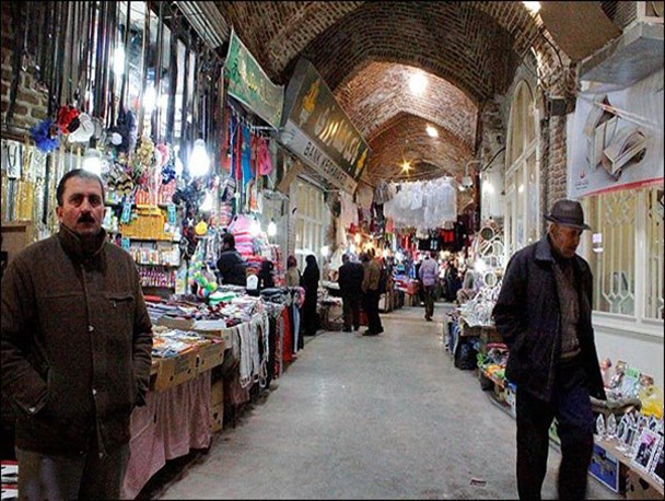 نبض بازار یزد زیر دست کثیف دلالان به سختی می‌زند/ ضرورت احیای بازار یزد در ماه مبارک رمضان