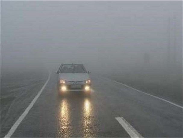 رانندگان  در مناطق کوهستانی و کنار رودخانه‌ها تردد نکنند/ حضور اکیپ راهداری در ۲۸ گردنه کوهستانی و صعب‌العبور زنجان