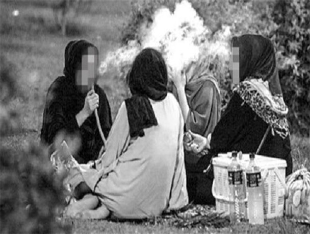 استفاده از قلیان در زنان و دختران رو به افزایش است/ دود قلیان برابر با ۱۰۰ نخ سیگار است