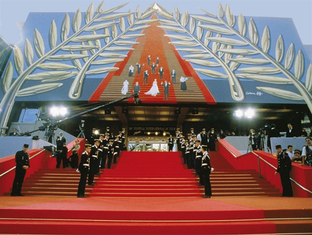 "جشنواره کن" عرصه عرض اندام خودفروخته‌ها و بازیگران اجاره‌ای خارج‌نشین شده است