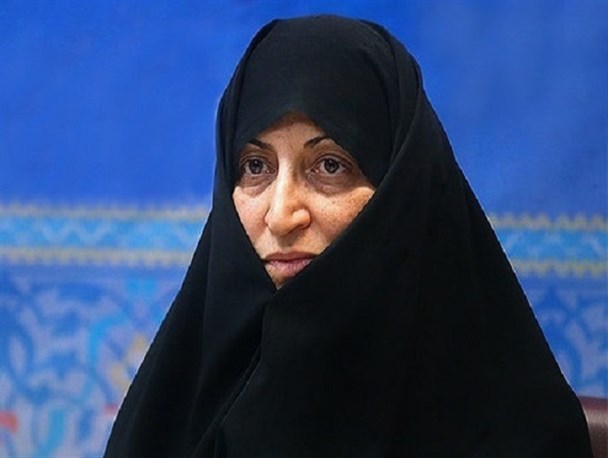 ترانه علیدوستی با اظهارات سخیفش بی‌هویتی خود را نشان داد/ با وطن فروش‌ها برخورد کنید!