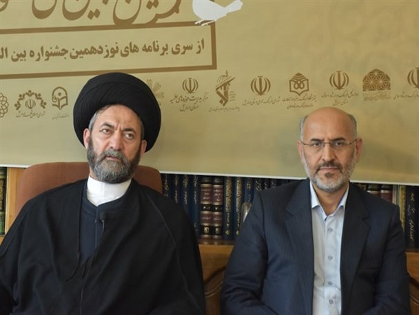 مسئولان از طریق یونسکو، مناظرات رضوی را در جهان فرهنگ سازی کنند