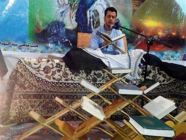 برگزاری محفل انس با قرآن در روستای دهکنه هلوسعد