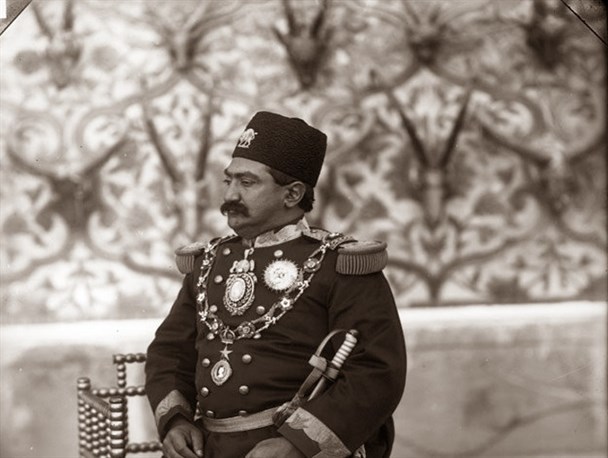 مرگ «ظِلُّ السلطان» حاکم ظالم اصفهان (۱۲۹۷ ش)