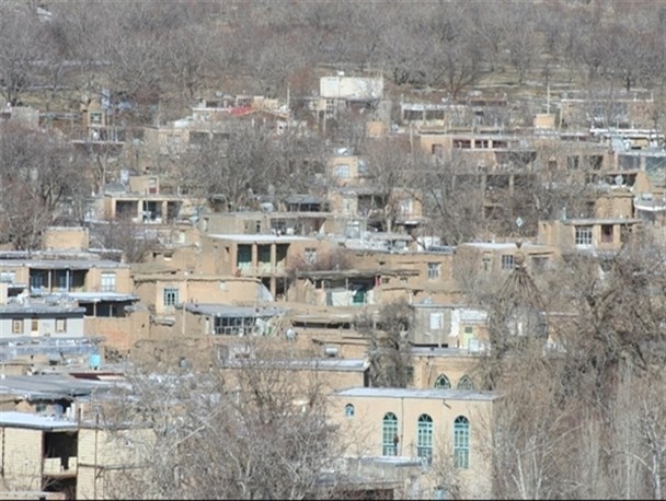 متاسفانه برخی روستاها از امکانات زیرساختی هم محروم اند