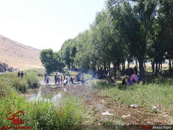 یک روز گرم تابستانی در سرچشمه بلاغ حک شازند