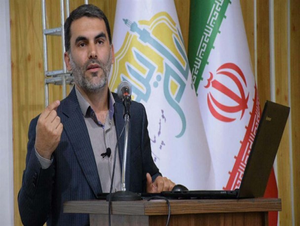 زعفرانکاران محصول خود را ارزان نفروشند/مشکل اقتصادی کشور با مدیریت جهادی و انقلابی حل می شود