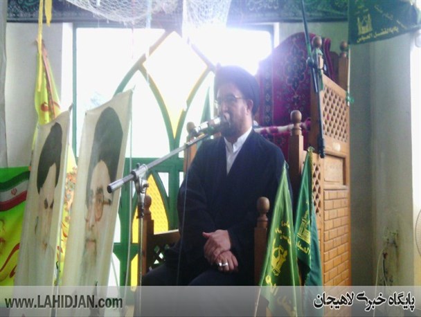 زندگی غافلانه برای عده از عادت شده است/ برخی مسئولین دیگر به حقوق دهها میلیونی هم راضی نمی شوند