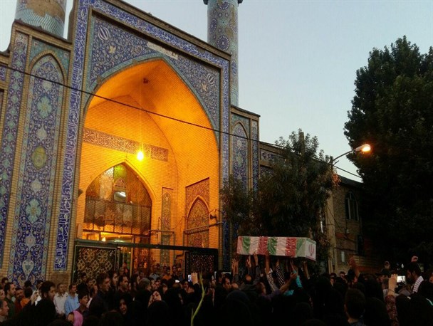 شیعه با فرهنگ شهادت و انتظار دشمنان را به زانو درآورد