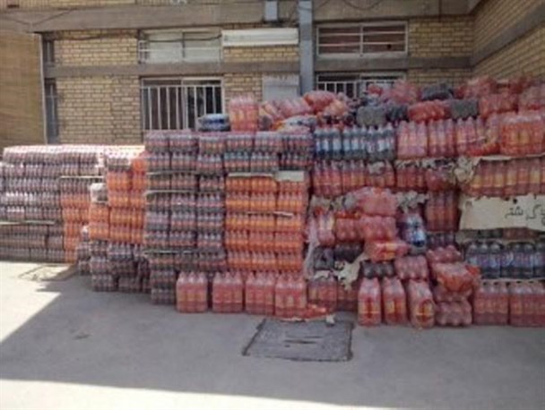 کشف بیش از دو هزار نوشابه تاریخ مصرف گذشته در دیلم+ عکس