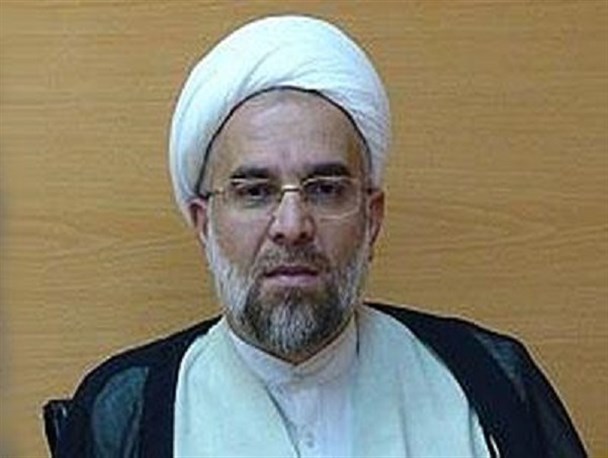 می بایست پرونده بورسیه ها با سرعت بیشتری پیگیری شود