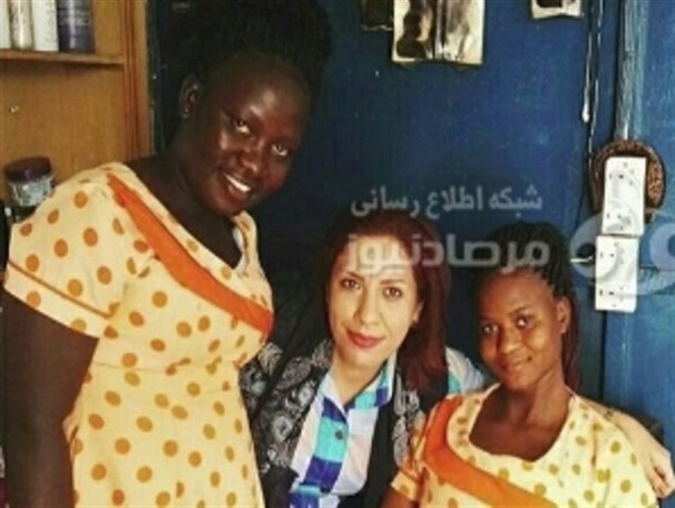 کشف حجاب خبرنگار شرق در تور آفریقایی ظریف/ دبیر سیاسی شرق: ایشان رفته خوش گذرانی!