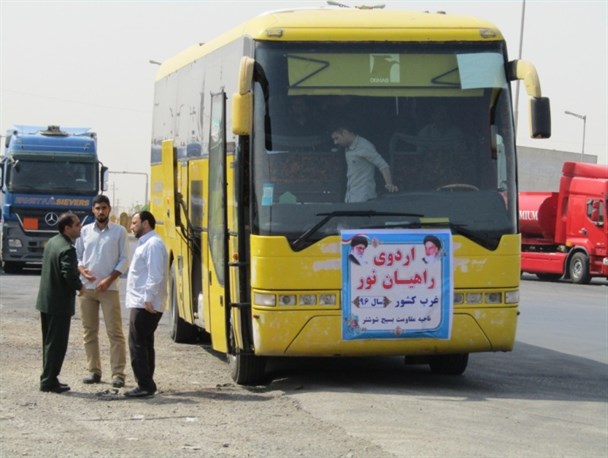 اعزام کاروان راهیان نور شمال خوزستان به مناطق عملیاتی غرب