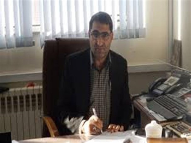 واگذاری ۱۲ دستگاه نیسان به مددجویان کمیته امداد