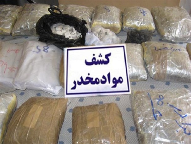 ۲ قاچاقچی به همراه ۱۴ کیلوگرم تریاک در محور شیراز به یاسوج دستگیر شدند