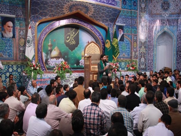 شب هفتم برنامه «از ماه تا خورشید» در آستان امامزاده ابراهیم (ع) برخوار/ تصاویر