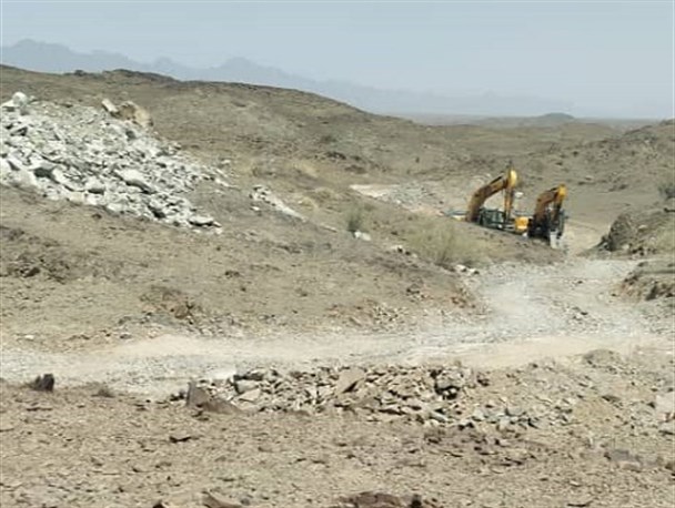 بازگشایی مسیر سخت گذر "سرخ گزی بختی" ایرندگان تا پایان شهریور