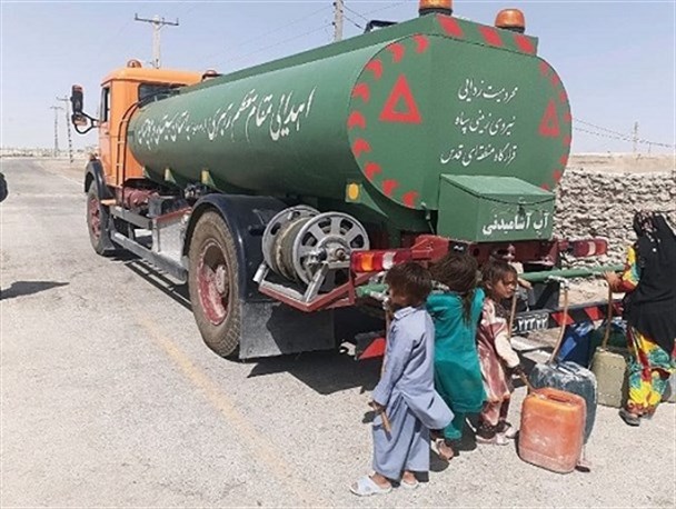 همت جهادی نیروی زمینی سپاه برای آبرسانی به مناطق محروم در سیستان وبلوچستان/ از ‏اهدای لوازم خانگی تا احداث تصفیه خانه آب در روستاها