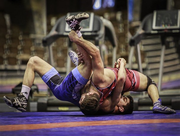 راهیابی کشتی‌گیران چهارمحال‌وبختیاری به جمع ۸ تیم برتر لیگ دسته یک کشور