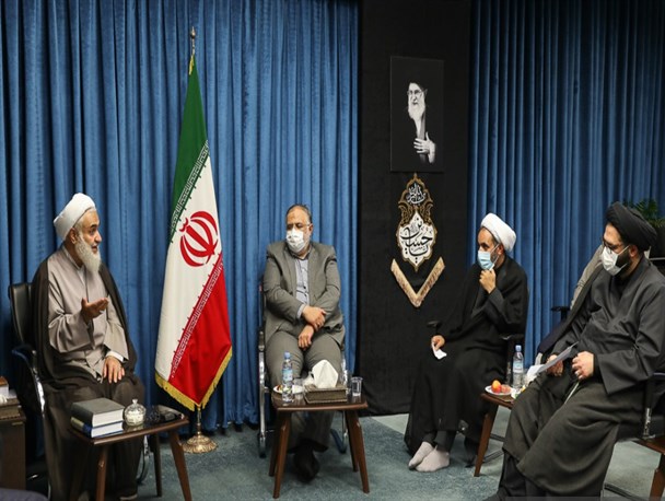 حل مشکل مردم «الوند» و «زیاران» در مسئله وقف ضروری است