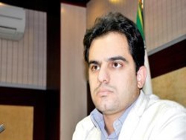 متخصصان و نسخه نویسان محلی