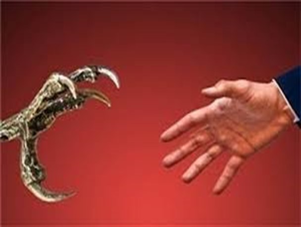 بدعهدی های آمریکا در آینه تاریخ/شیطان بزرگ به دوستان خود هم وفادار نبوده است