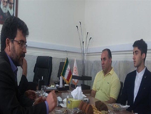 قهرمانان ملی مهمان اداره بهزیستی شهرستان فردیس شدند + عکس